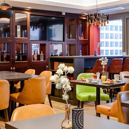 Aparthotel Adagio Frankfurt City Messe-3